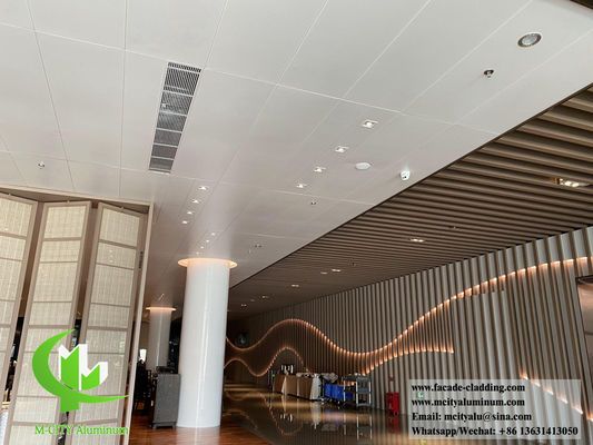 Guter Preis Metalldecken Aluminiumverkleidung Massivwandplatten Winddicht Wasserdichtes System Online